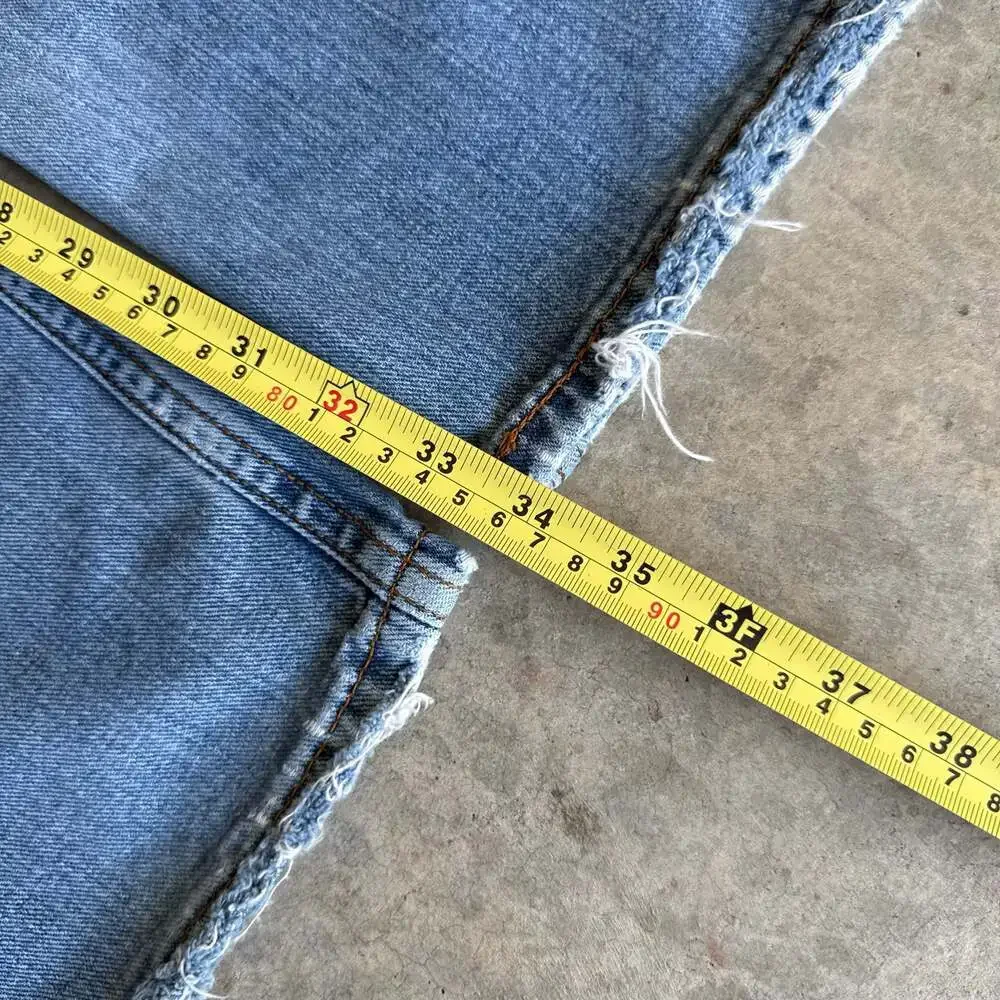 Vintage Y2K Skater Grunge Levi's 559 Relaxed Straight Leg Jeans Medium Wash Blue